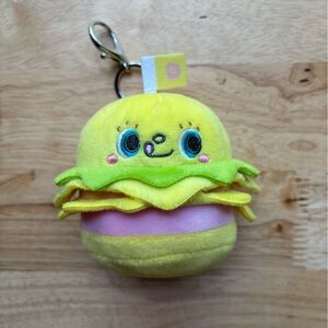 kidrobot x hello sanrio Blind Bag Burger Keychain